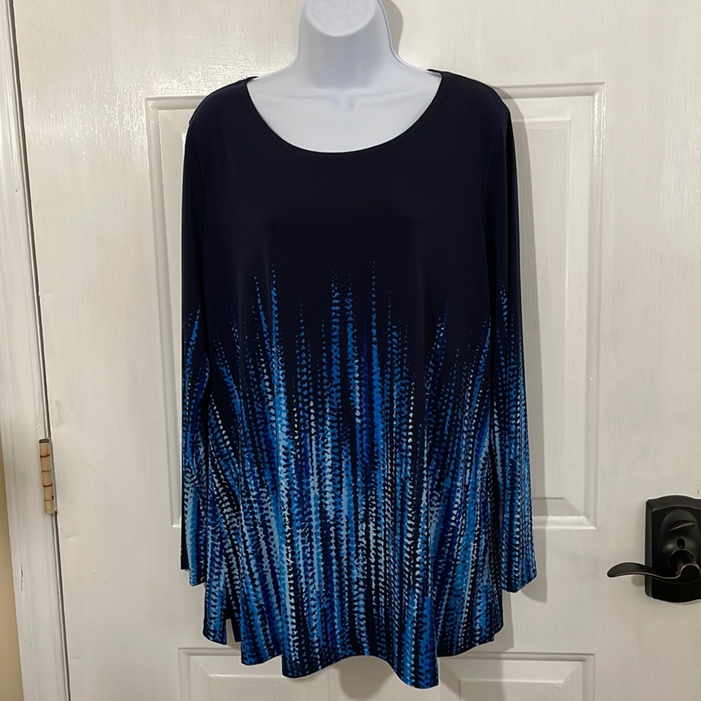 Susan Graver top, size Large